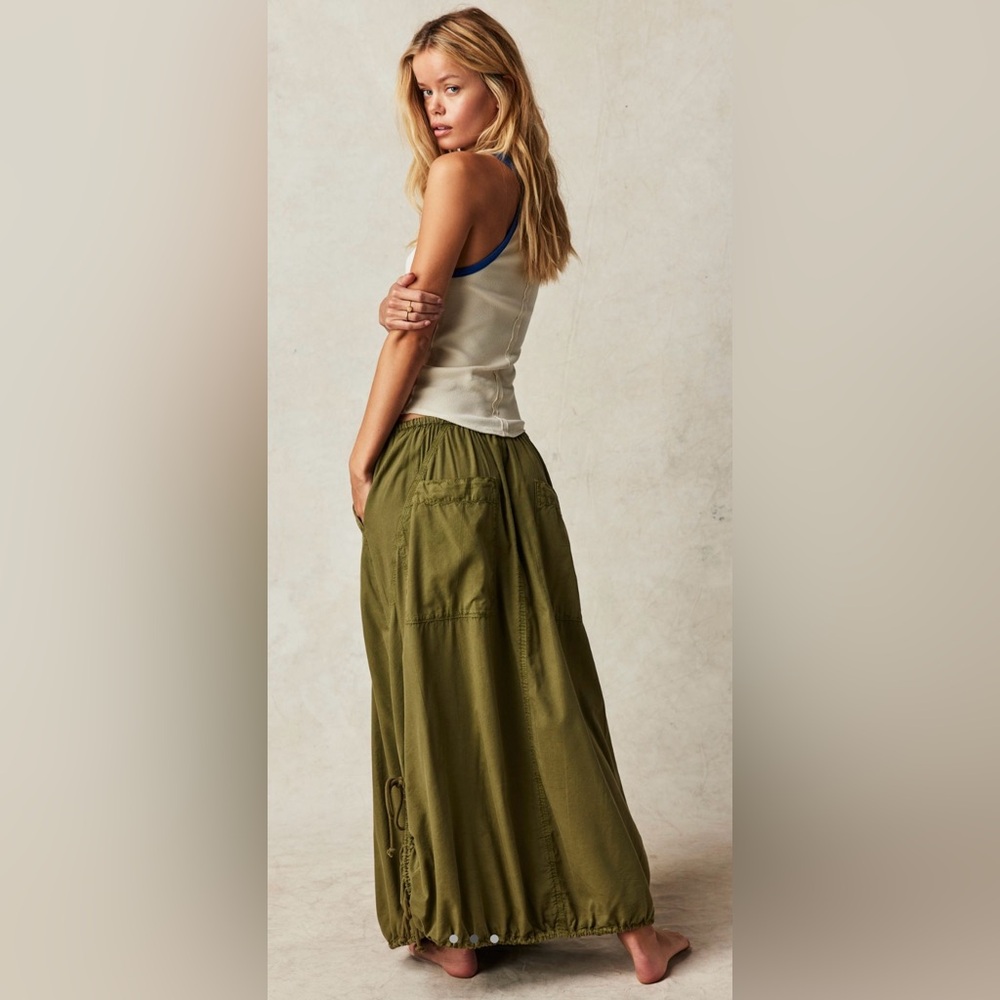 NWT Free People M Picture Perfect Parachute Skirt in Avacado Tree Green $78 - Picture 2 of 5